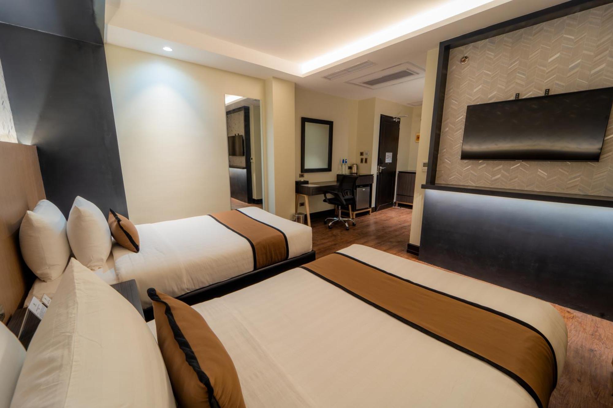Metrocentre Hotel Tagbilaran City Exterior foto