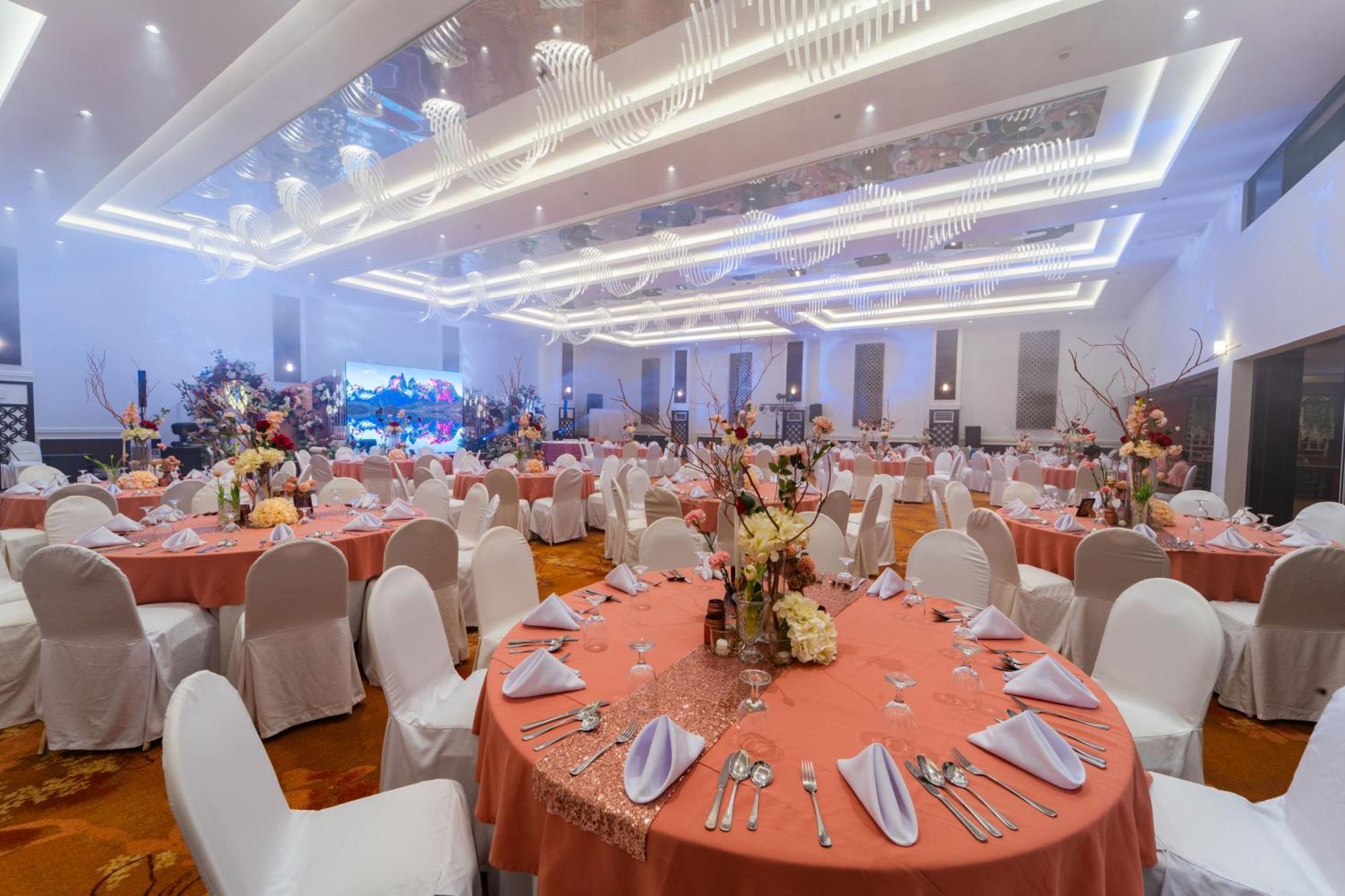 Metrocentre Hotel Tagbilaran City Exterior foto