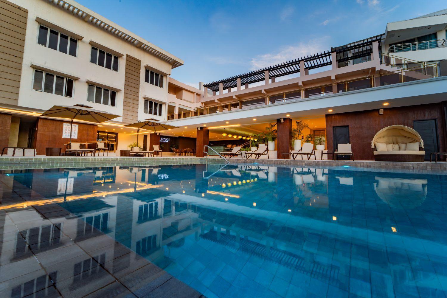 Metrocentre Hotel Tagbilaran City Exterior foto